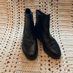 Franco Sarto Carian Black Leather Booties Size 7.5 Like New